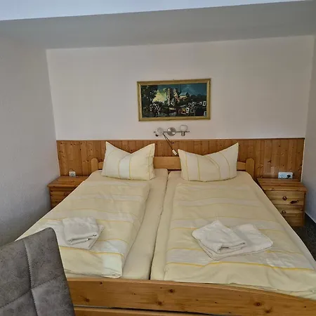 אורחן Erbgerichtsgasthof Holzhau Rechenberg-Bienenmühle